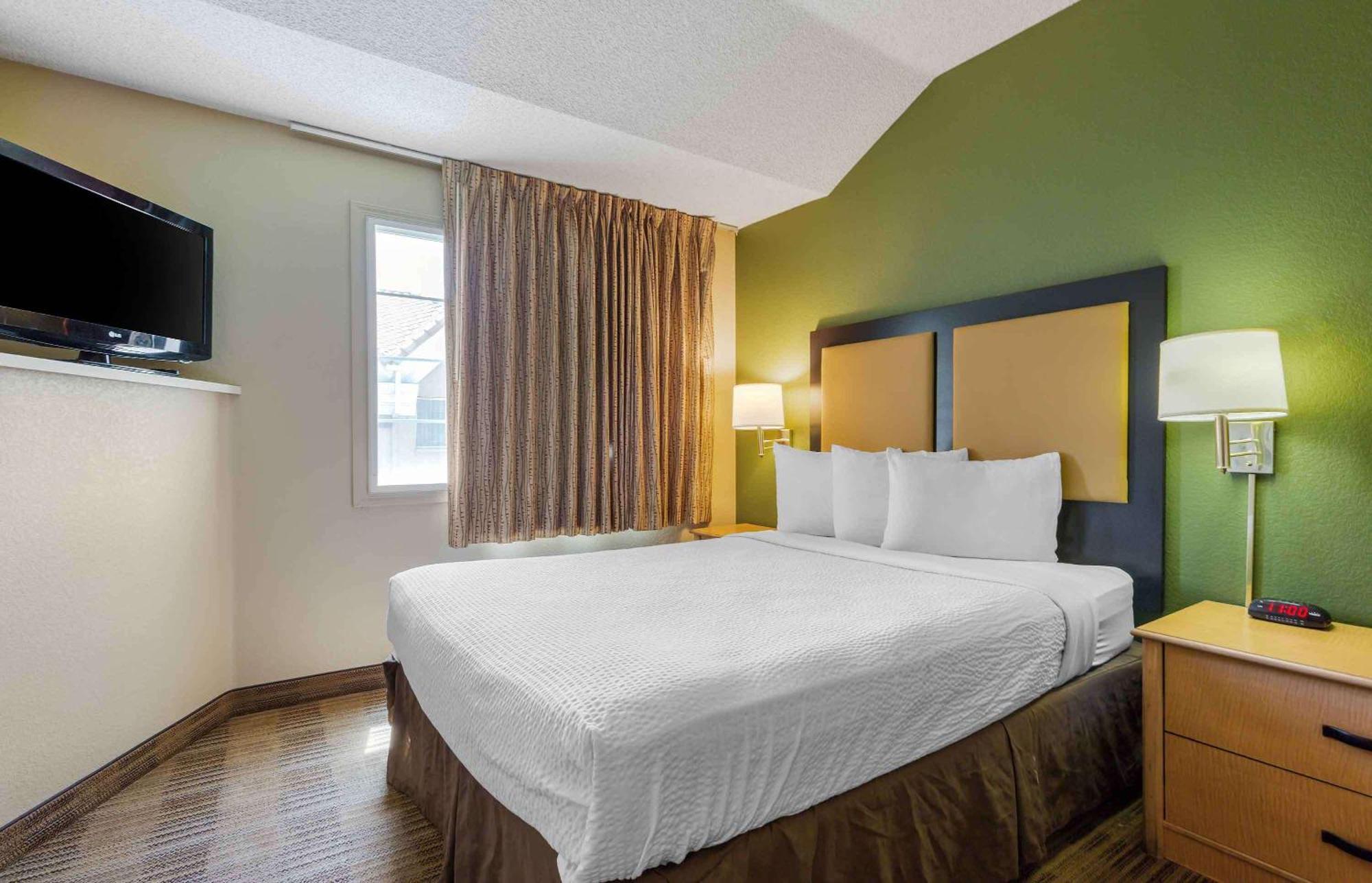 Extended Stay America Select Suites - Providence - Airport Warwick Eksteriør bilde