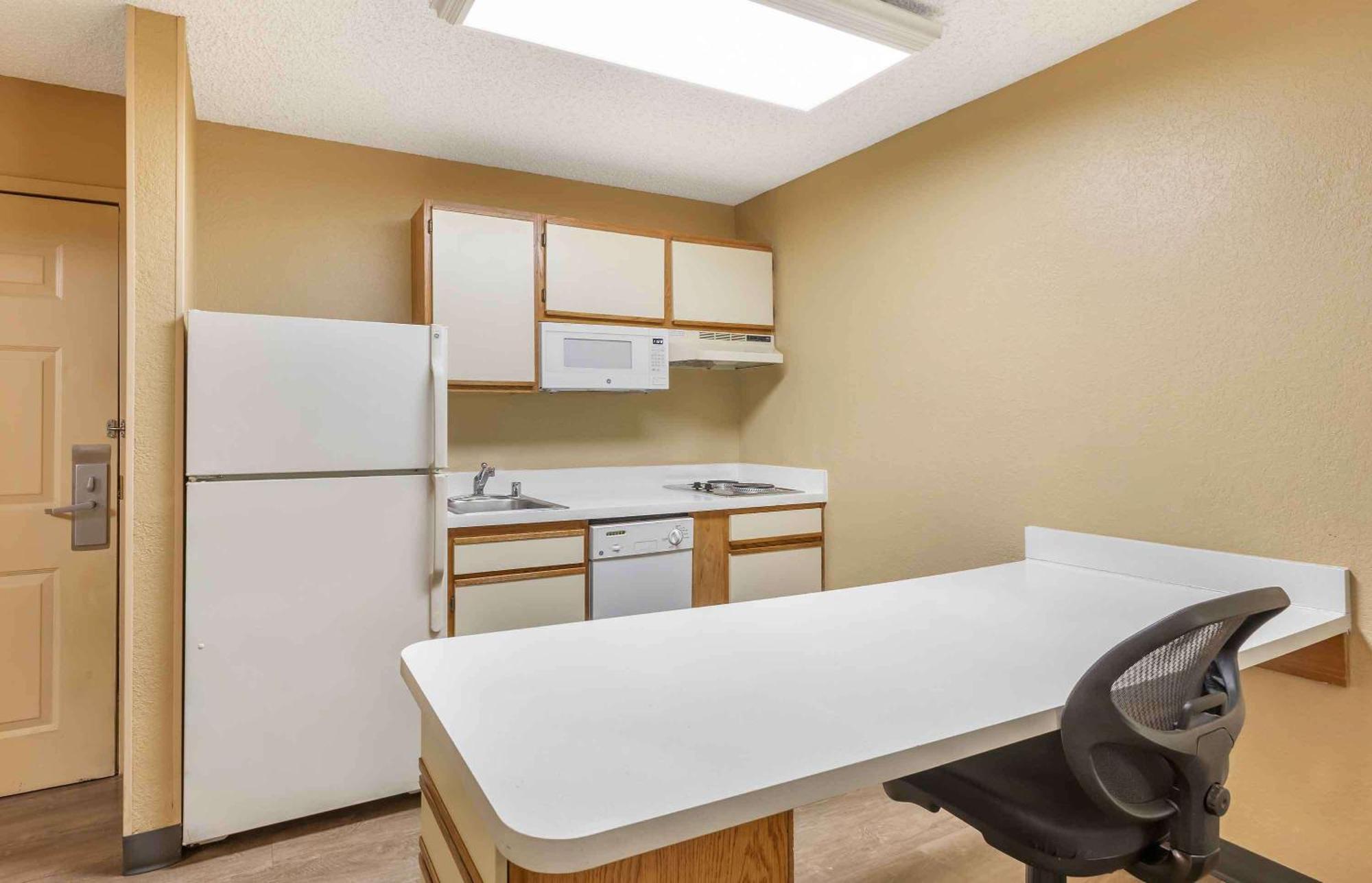 Extended Stay America Select Suites - Providence - Airport Warwick Eksteriør bilde